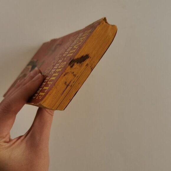 Round the Bend by Nevil Shrute 1965 Paperback - Picture 9 of 9